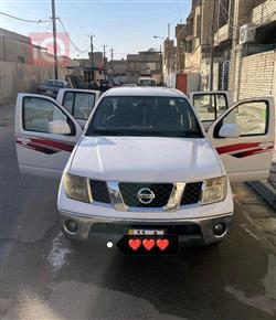 نيسان نافارا